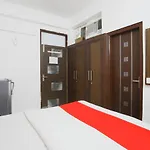 Oyo 71822 Oye Home