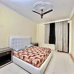 Spacious 3Bhk On Terrace With Jacuzzi Best For Parties Best For Parties