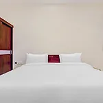 Collection O Hotel Aditya Palace Near Leisure Valley Park