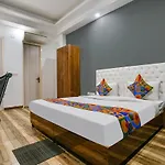 Fabhotel Skylight Inn Near Medanta Hospital
