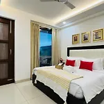 Bluo 3Bhk Golf Course Road - Balcony, Lift, Terrace
