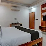 Luxury Room On Nh8 Near Hero Honda Chowk Gurgaon