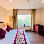 Corus Hotel & Banquets - Sector 14, Gurgaon Couple Friendly