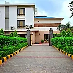 When In Gurgaon - Artemis Hospital 1 Min Walk, Fortis & Medanta 4 Mins Drive