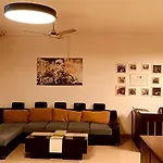 Bed Lucks Near Huda Metro Sector 40