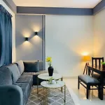 Serviced Apartment Near Medanta By Bedchambers