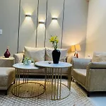 Bedchambers Serviced Apartment, Medicity