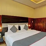Townhouse Tipsyy Inn 16
