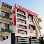 Hotel O Golf Stays Near Aravali Biodiversity Park