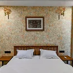 Deniz - 1Bhk, Balcony, Parking & Wi-Fi