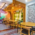 Fabhotel Star Corporate Suite