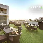 Saltstayz Select - Huda City Center