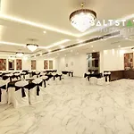 Saltstayz Select - Huda City Center