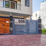 Hotel O Star Corporate Suite Near Omaxe Celebration Mall