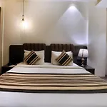 Opo Hotel Iffco Chowk