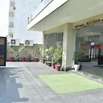 Hotel Wedlock Subhash Chowk Gurgaon
