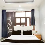 Hotel O Circle Residency