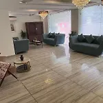 Hotel The Luxe 18 - Golf Course Road