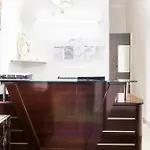 Hotel O Moonlight Residency