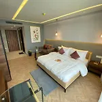 Elegant Apartment In Gurgaon