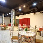 Hotel Wedlock Sector 47