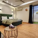 Hotel City Premier - Golf Course Road ,Gurgaon