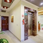 Fabhotel B Stays