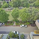Nuab House - Near Fortis, Max, Medanta, Paras Hospitals And Huda Metro