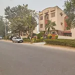 Oyo Rooms Cyber City