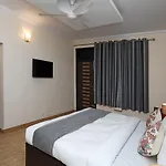 Oyo 11761 Whitepod Inn