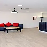 Oyo Townhouse 017 Huda City Center, Gurgaon