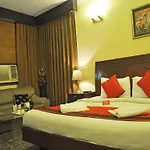 Oyo Rooms Sikanderpur Metro Station