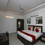 Oyo 13396 Hotel Prefer Inn