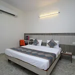 Homely Hotel Near Sector 31 Gurgaon