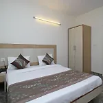 Homely Hotel Near Sector 31 Gurgaon