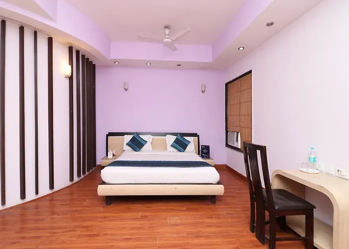Oyo Flagship 8261 Rao Residency