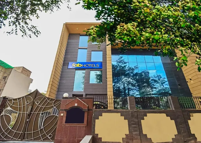 Fabhotel Corporate Square