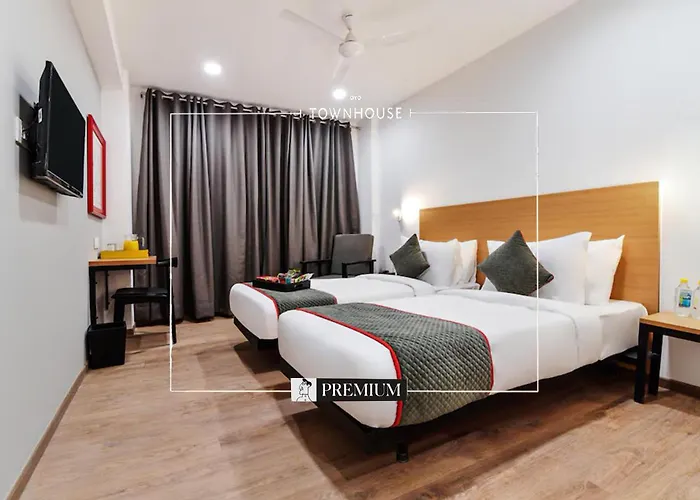 Oyo Townhouse 079