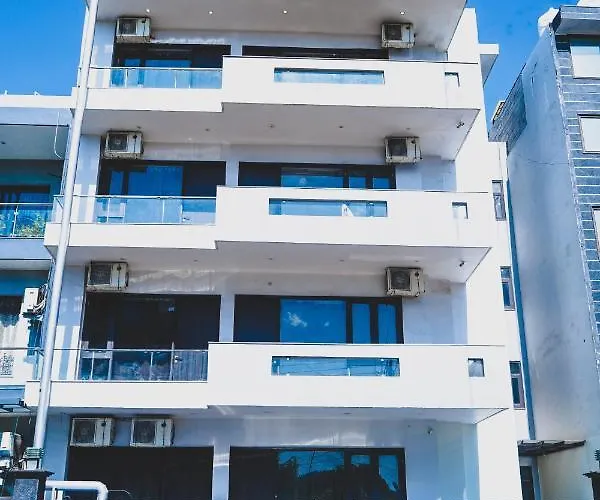 Hotel Habitat