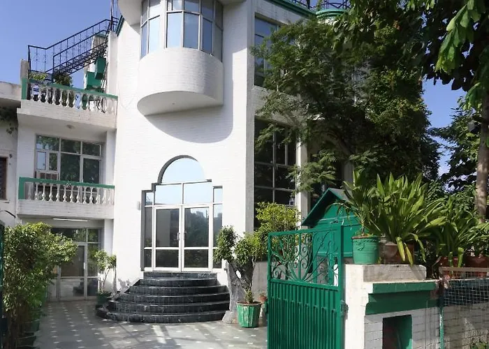 Bhalla Guest House
