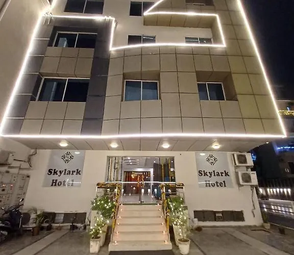 Skylark Hotel By Gabrian Hotels