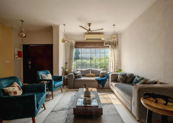 Luxurious 4 Bhk With Mini Movie Theatre In Gurgaon