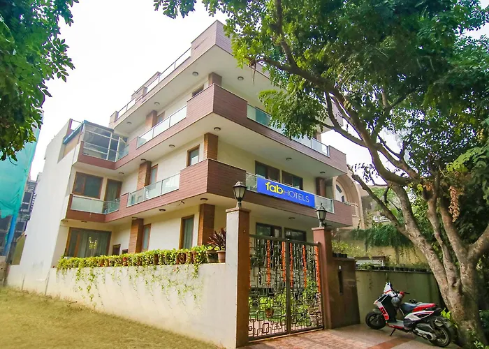 Fabhotel Rd Residency