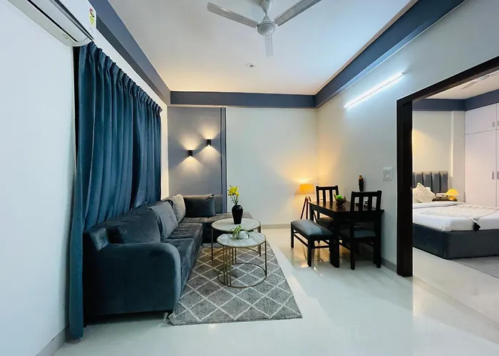 Serviced Apartment Near Medanta By Bedchambers