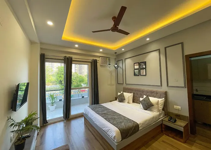 The Empire Corporate Suite Hotel Sector 44 Near Fortis And Max Hospitals