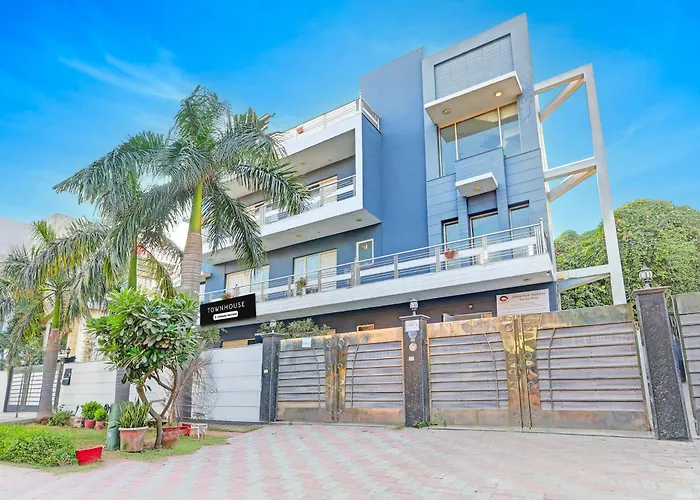 Townhouse Sector 49 Sohna Road