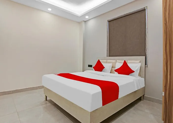 Hotel O The Royal Guest House