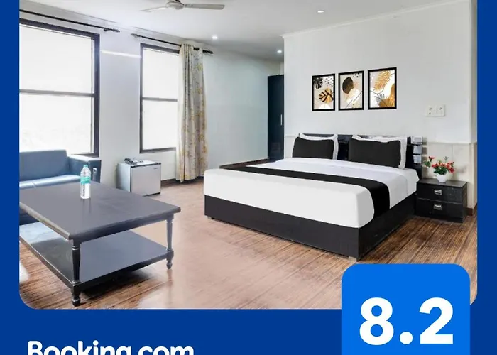 Super Townhouse Sector 38 Gurgaon Near Medanta