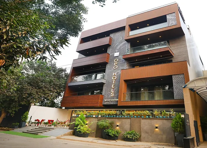 Opo Hotel Iffco Chowk