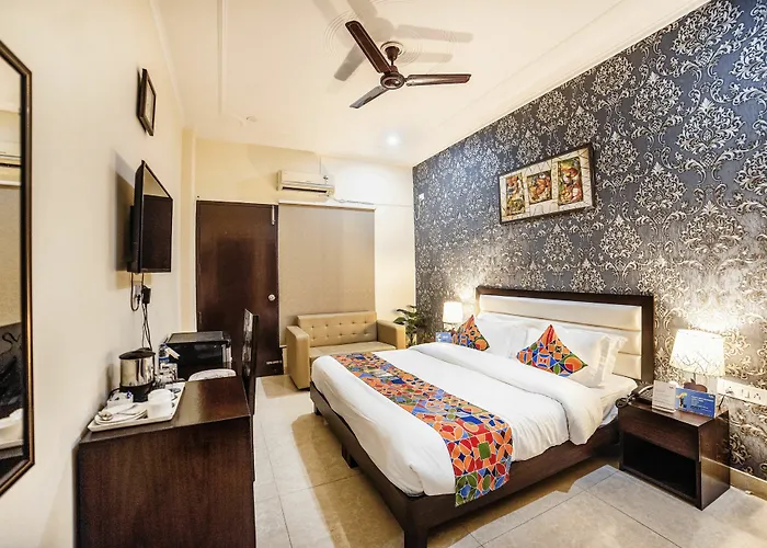 Fabhotel Maple House Phase V